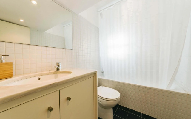 Not Guilty Duplex at Bairro Alto