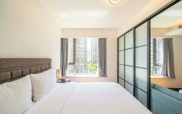 Tyms Modern 1BR 1BA Suite Xujiahui Metro