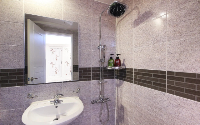 Iksan Hotel Banditburi