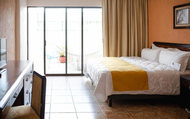 Hotel Los Aluxes