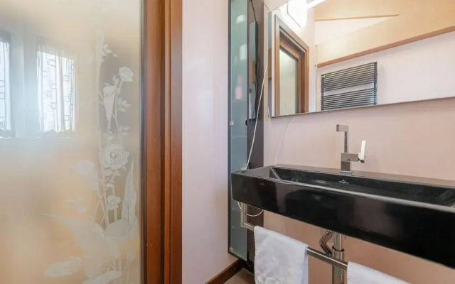 Luxury Burano Penthouse - Lagoon View
