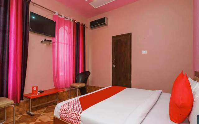 Raj Mahal By OYO Rooms