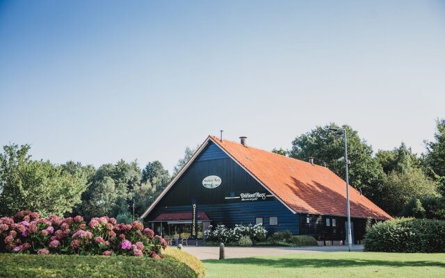 Hotel, Sportsbar & Brasserie Dorhout Mees