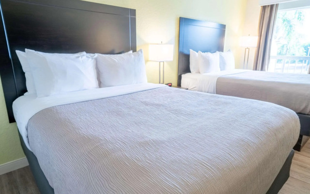 Quality Inn Palm Beach International Airport