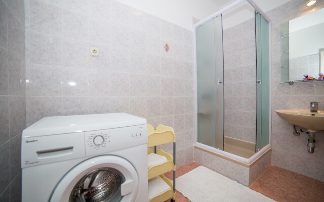 Apartments Milas