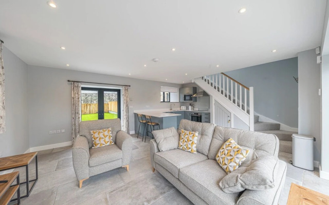 No 1 The Coach House