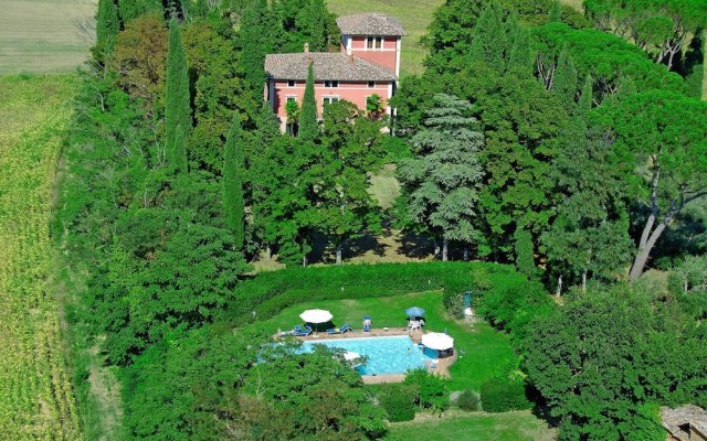 Villa With 8 Bedrooms in Castiglione del Lago, With Private Pool, Furnished Terrace and Wifi - 10 km From the Beach