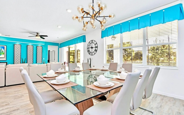 15br Mansion - With Pool Hot Tub Netflix