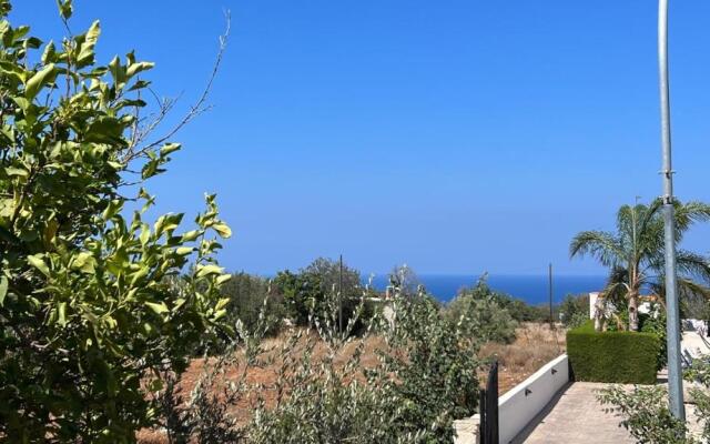 Sea-View Stone House Neo Chorio
