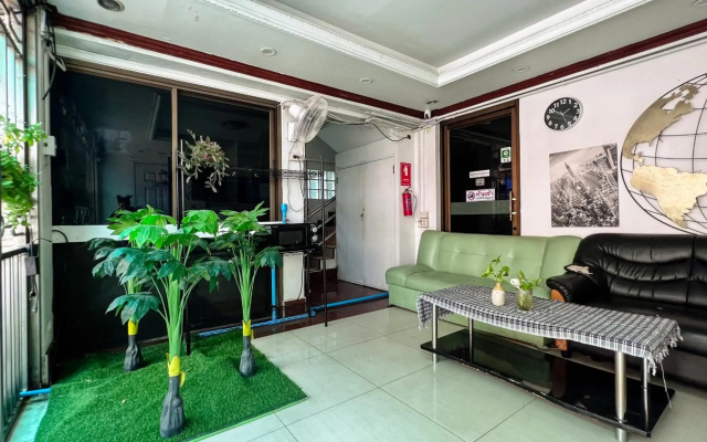 Greenvale Serviced Apartment