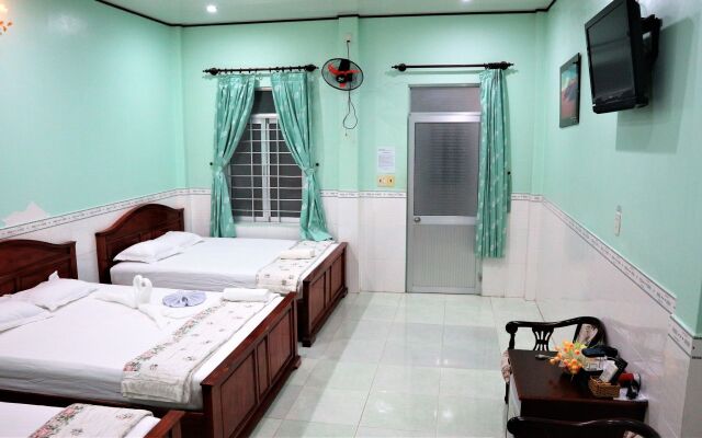 Quoc Dinh Guesthouse