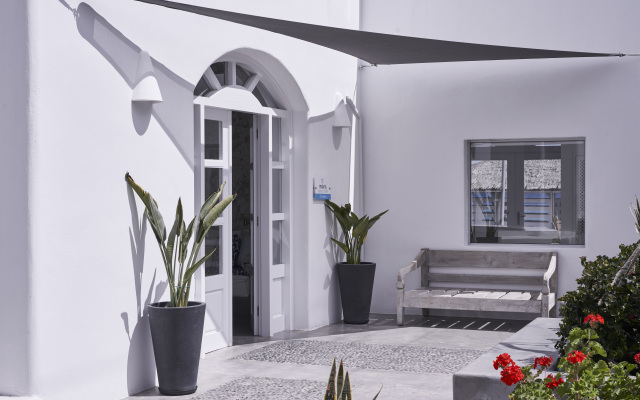 Makris Beach Hotel