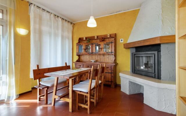 Holiday Home in Marciaga With Pool & Gulf Views