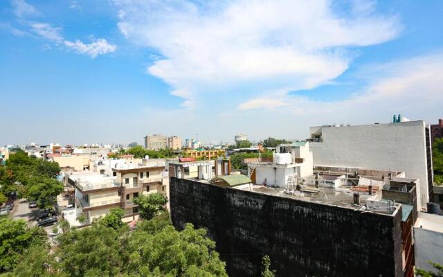 FabExpress Red Roof Residency