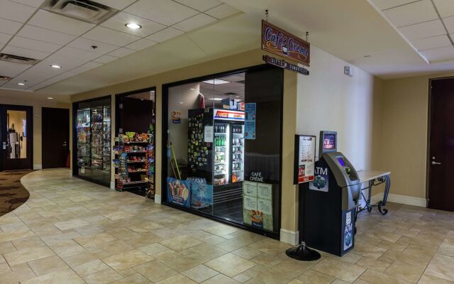 DoubleTree by Hilton Phoenix Midtown