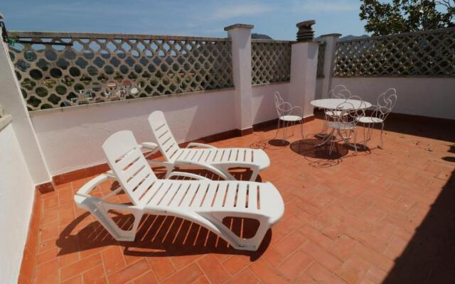 Turo 2 - Piso con Piscina comunitaria