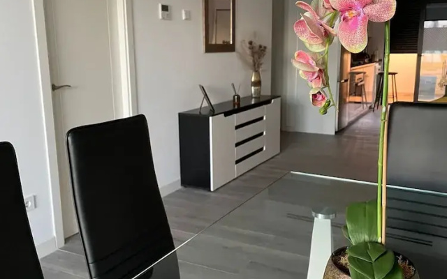 La Petite For t Seaview Flat in Marbella