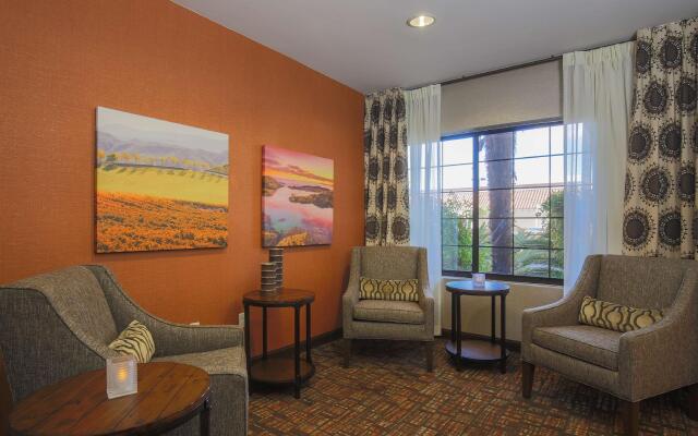 Hampton Inn And Suites Camarillo