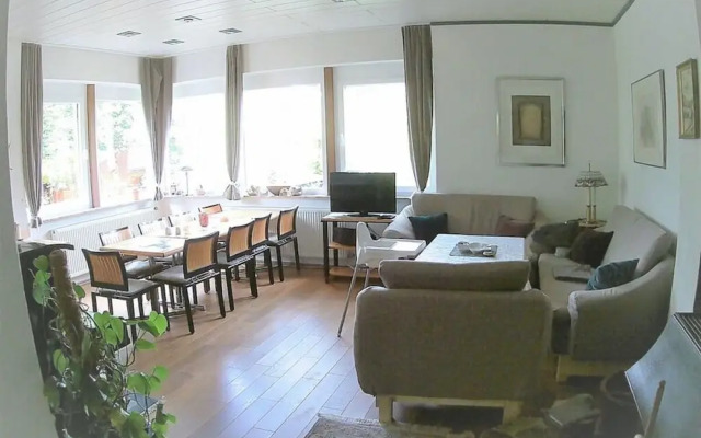 Salmagundi Comfortable Holiday Residence