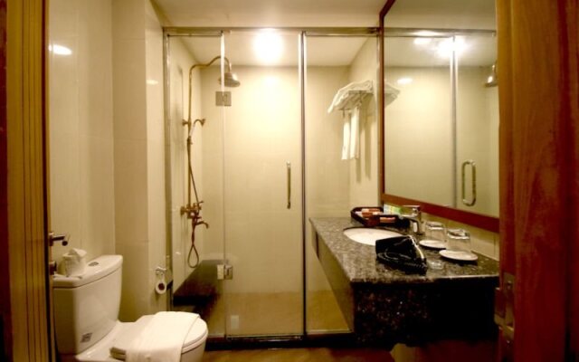 Famous Hotel Bagan