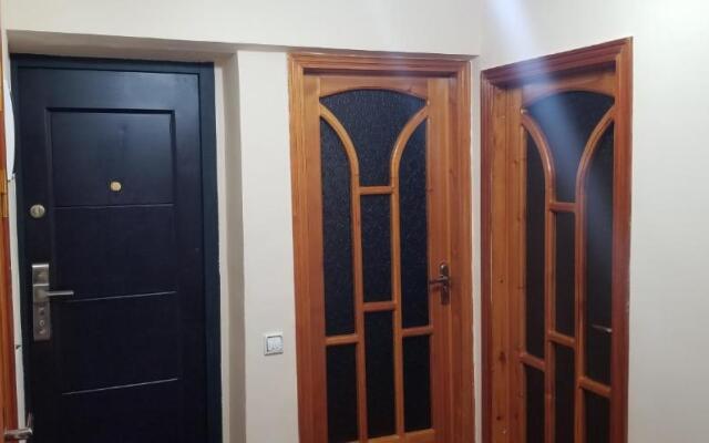 Watermelon Apartment