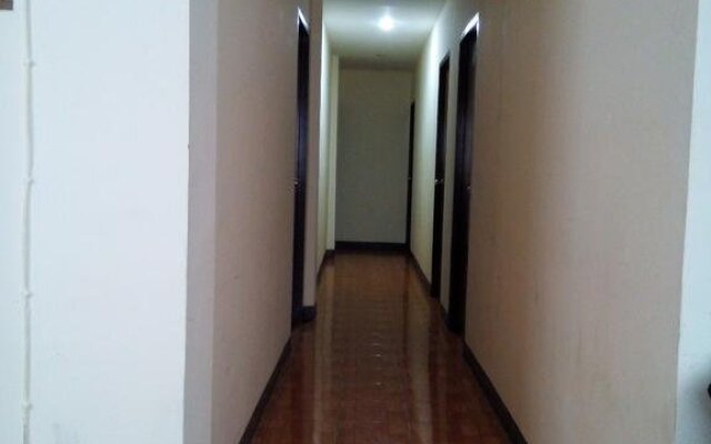 曼谷新半岛电视台餐厅酒店(New Aljazeera Hotel & Restaurant Bangkok)