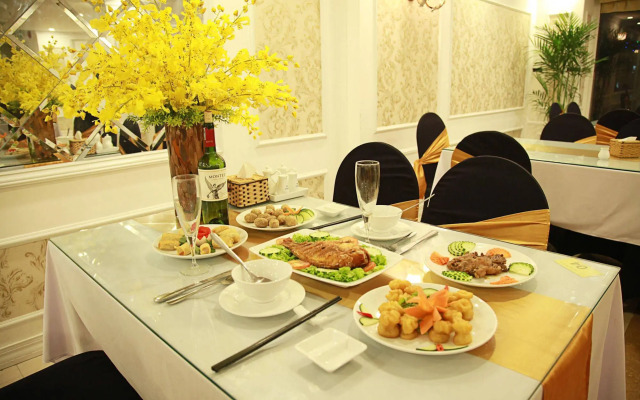 Jay Grand Hotel