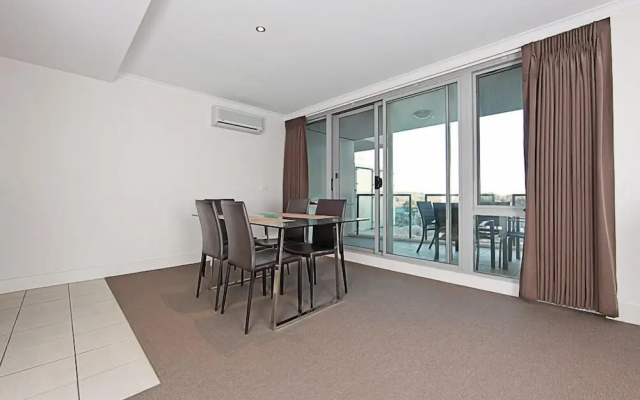 Accommodate Canberra - The Avenue