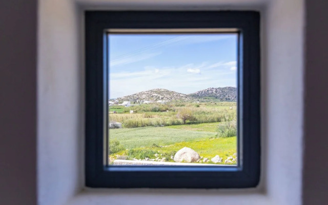 Cezaria Naxos Hotel