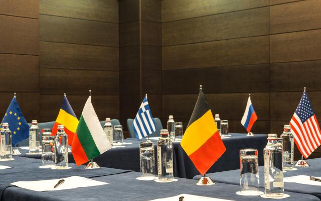 Rosslyn Central Park Hotel