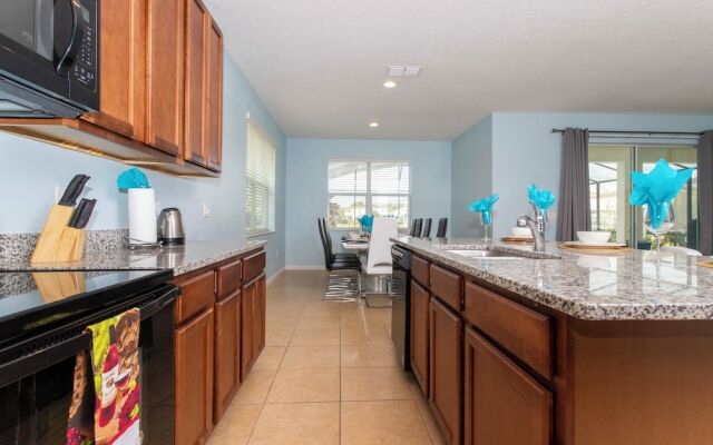 Splendid 5Bd w Pool Close to Disney 310 Bella Vida Resort