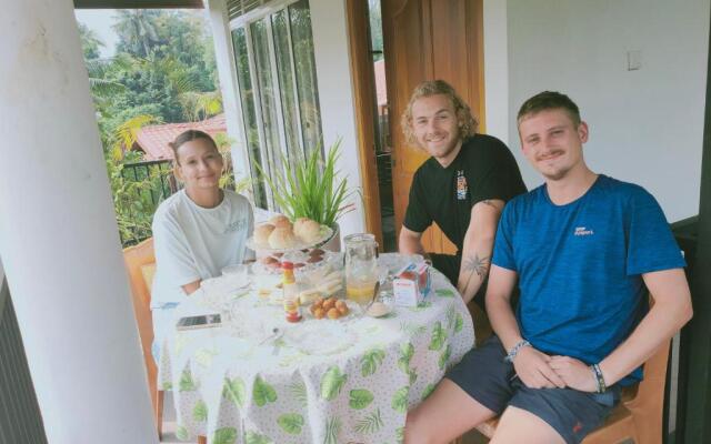 Thiven's Home Stay