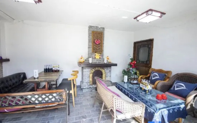 Lijiang Snow Sight Inn