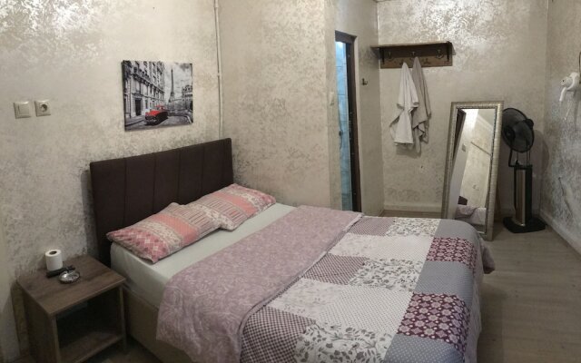 Saray Otel