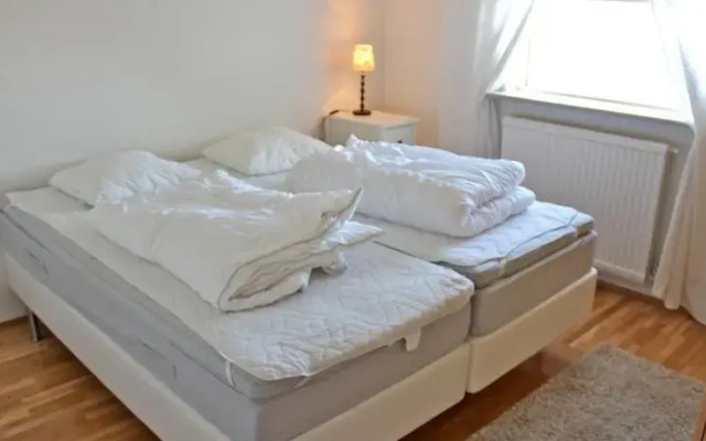 Eyjasol Apartment Hverafold