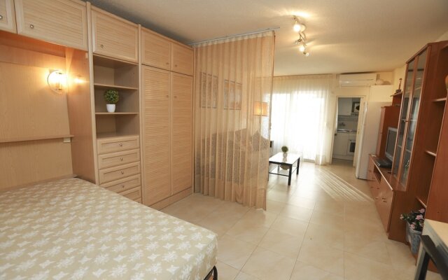 UHC Alborán Apartments