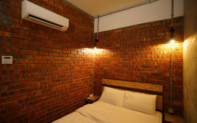 Brick Box Hotel
