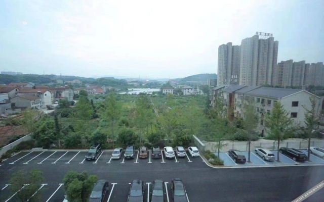 Yueyang Yueqi Hotel
