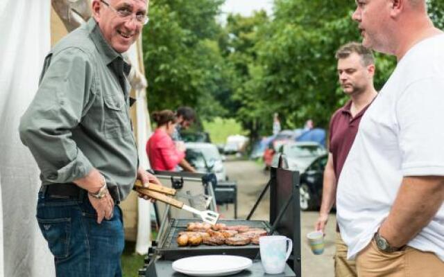 Silverstone Glamping and Pre-Pitched Camping with intentsGP