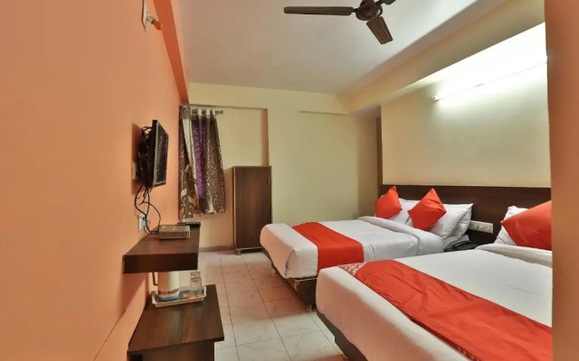 OYO Rooms Maninagar Station 3