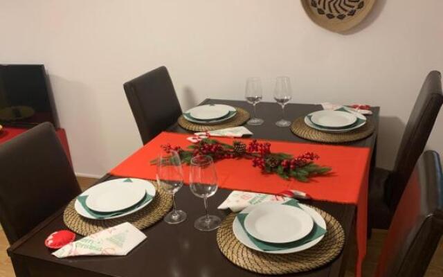 Carcavelos Cozy Lisboa/Cascais/Sintra 5PAX