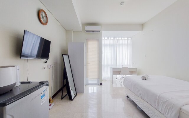 Good Price And Homey Studio Apartment At B Residence