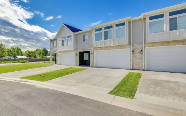 Updated Garden City Retreat < 1 Mi to Bear Lake!