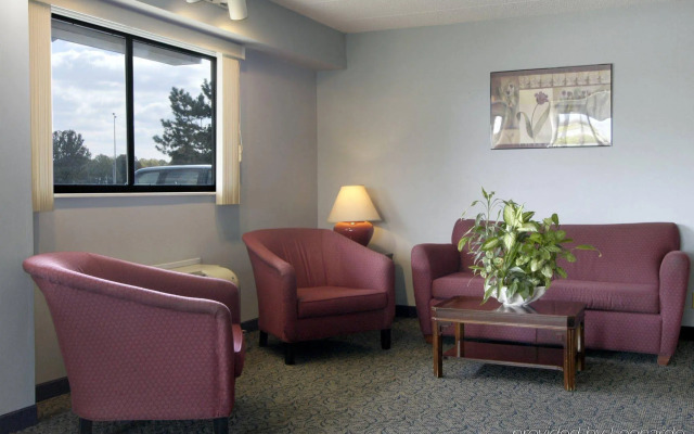 Red Roof Inn Champaign - University
