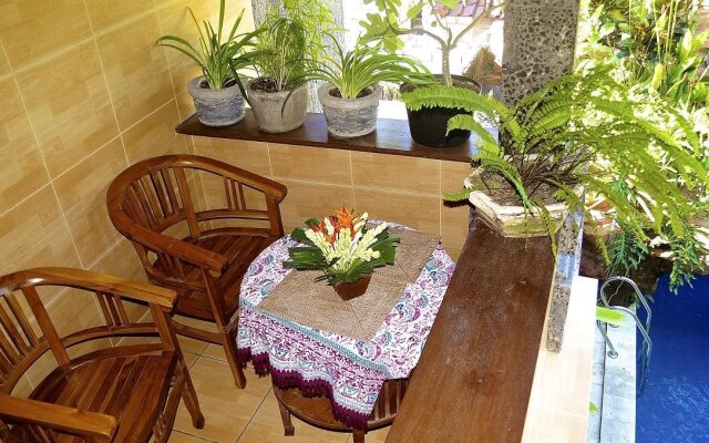 Aahh Bali Bed and Breakfast