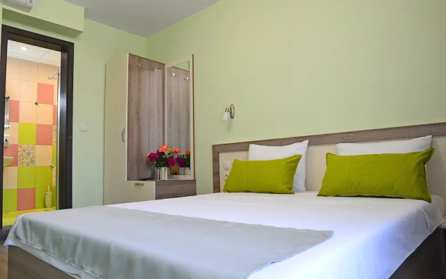 Visito Aparthouse