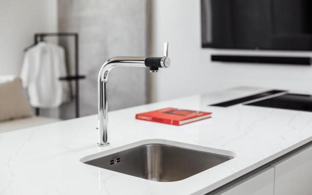 Sea and Sky Apartment