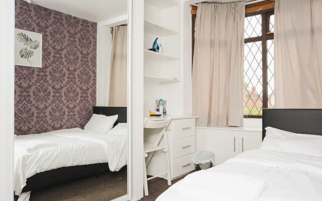 Coventry Deluxe Rooms