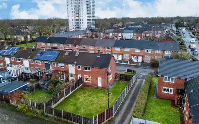 Last Min Weekend Stay, Trafford, Pets Welcome