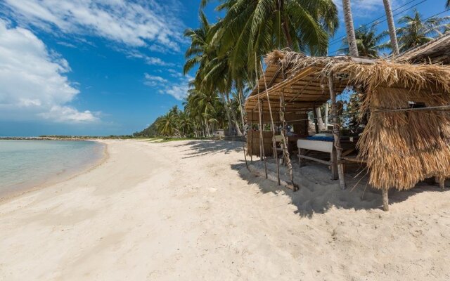 Villa Chok in beachfront villa resort